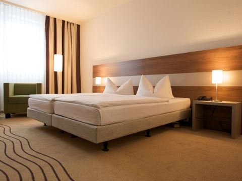 Grand City Hotel Berlin East