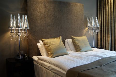 The Lamp Hotel