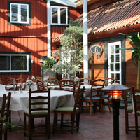 &Aring;hus G&auml;stgifvareg&aring;rd