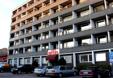 City Hotell