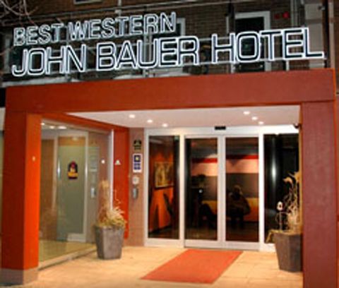 PLUS John Bauer Hotel