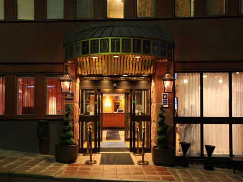 Best Western Kom Hotel