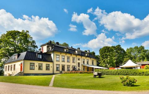 Hennickehammars Herrgård