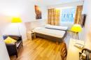Yroom