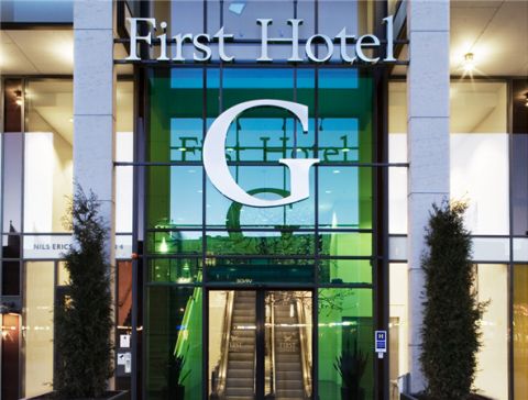 First Class Hotel